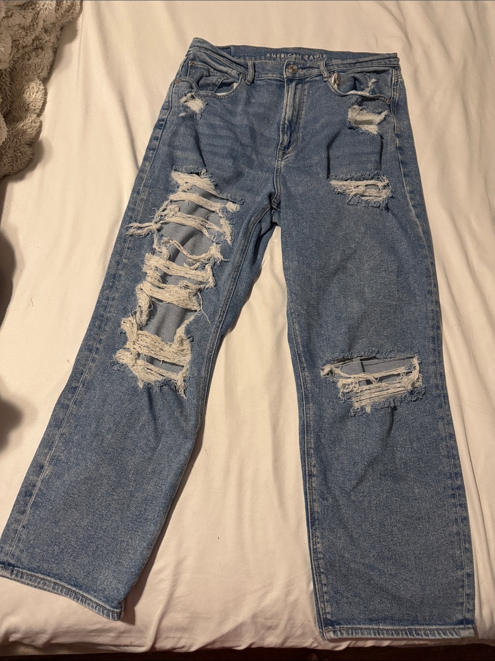 American Eagle Outfitters Distressed medium wash 90s Boyfriend high rise Jeans